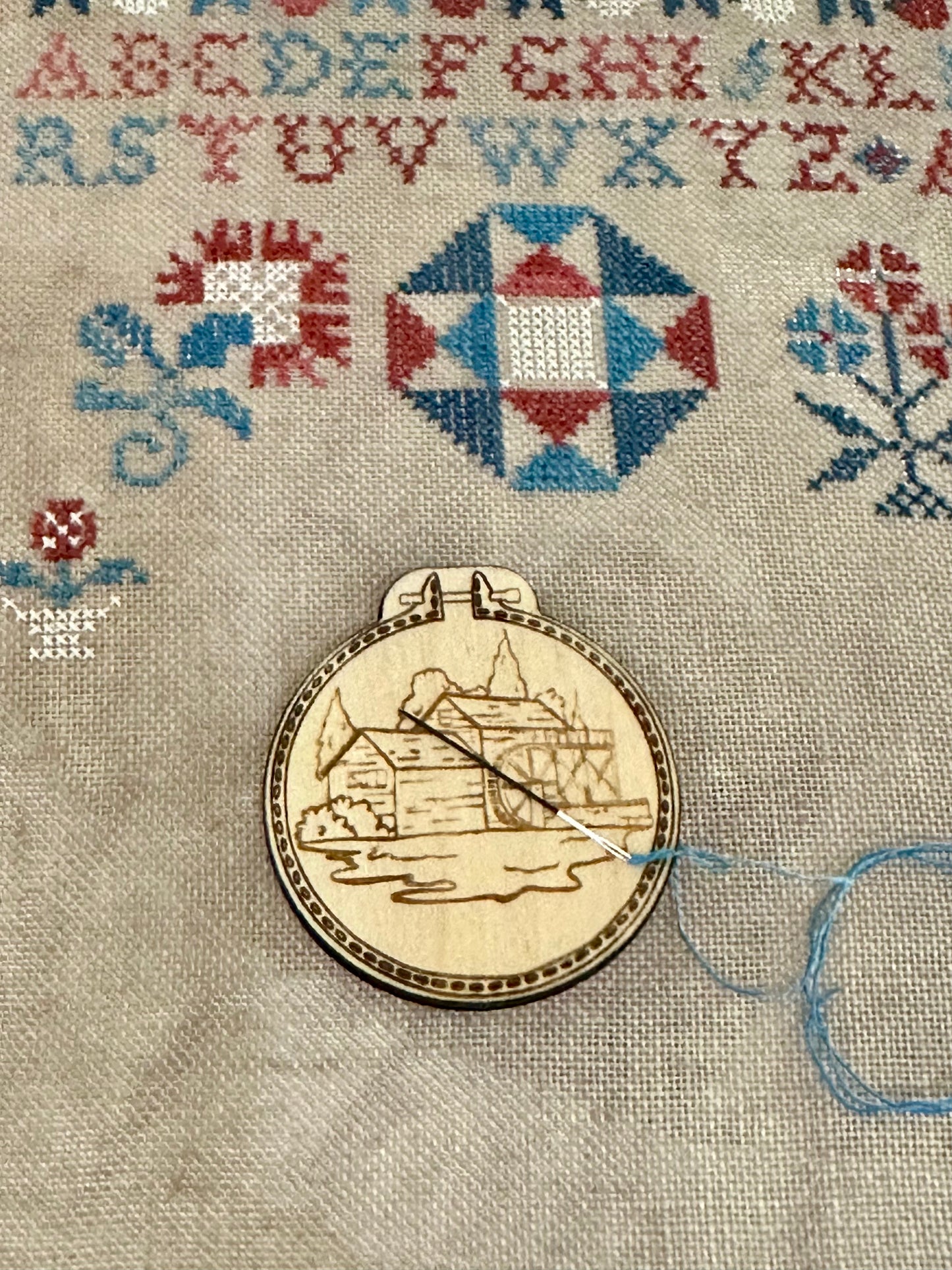 Needle Minder