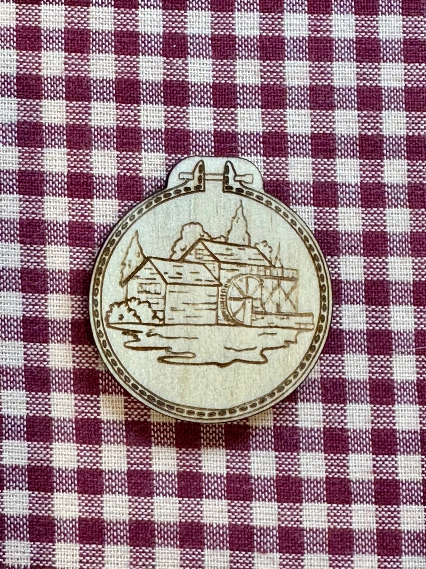 Needle Minder